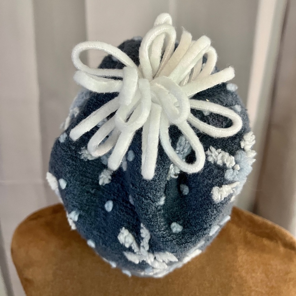 Winter Hat — Lands' End Blue and White Youth Snowflake Knit Beanie